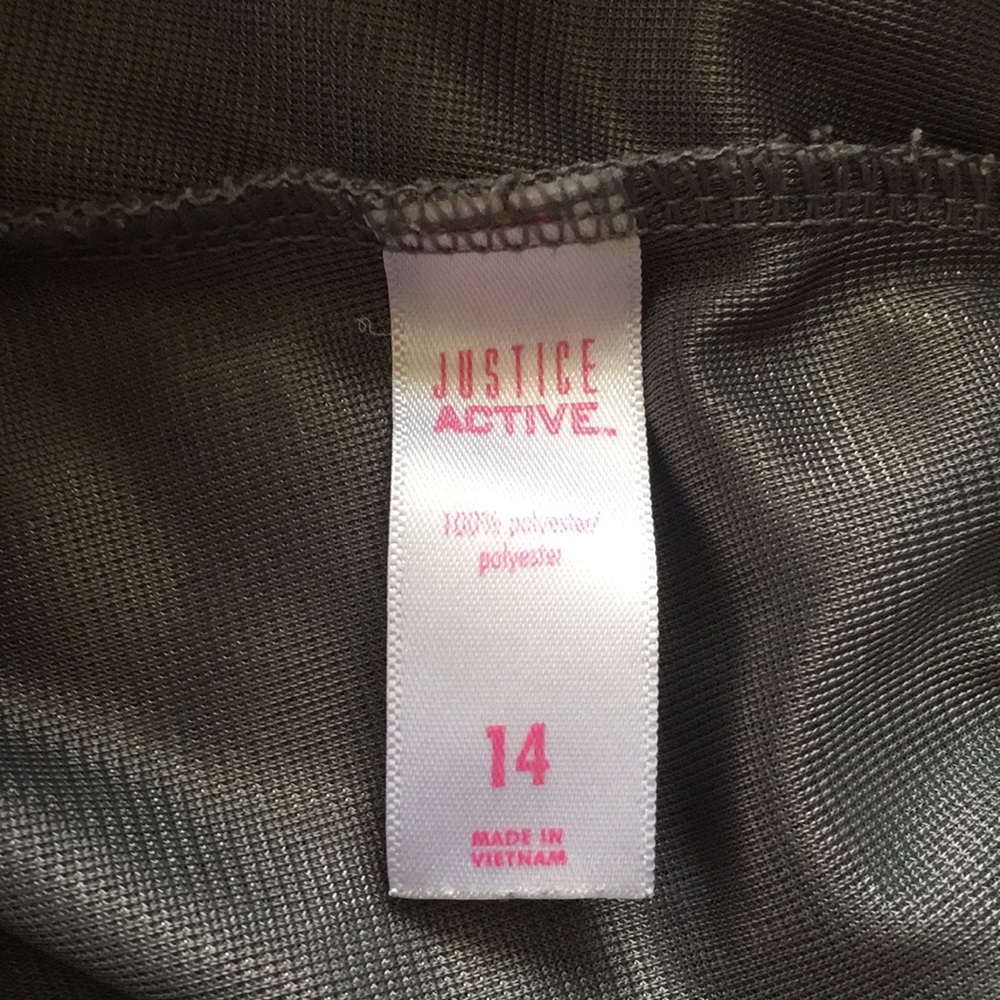 Shorts - Picture 2 of 3